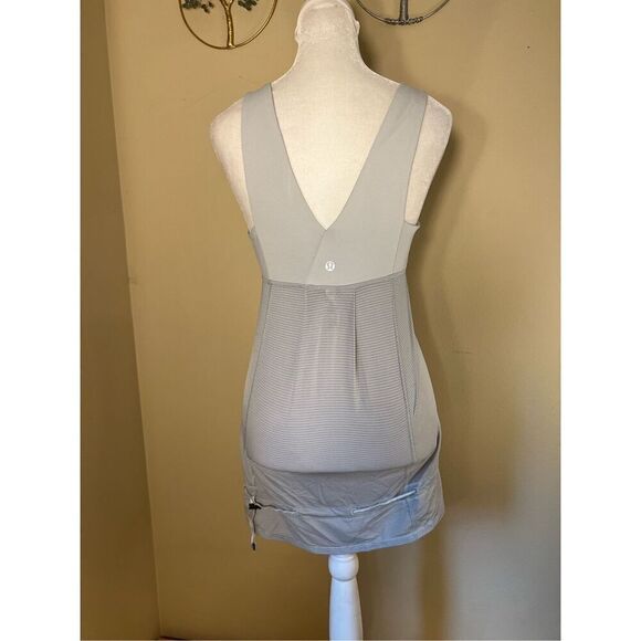 Lululemon Heathered Light Grey Wee Stripe Hustle & Bustle Tank Size 4 - Picture 2 of 6